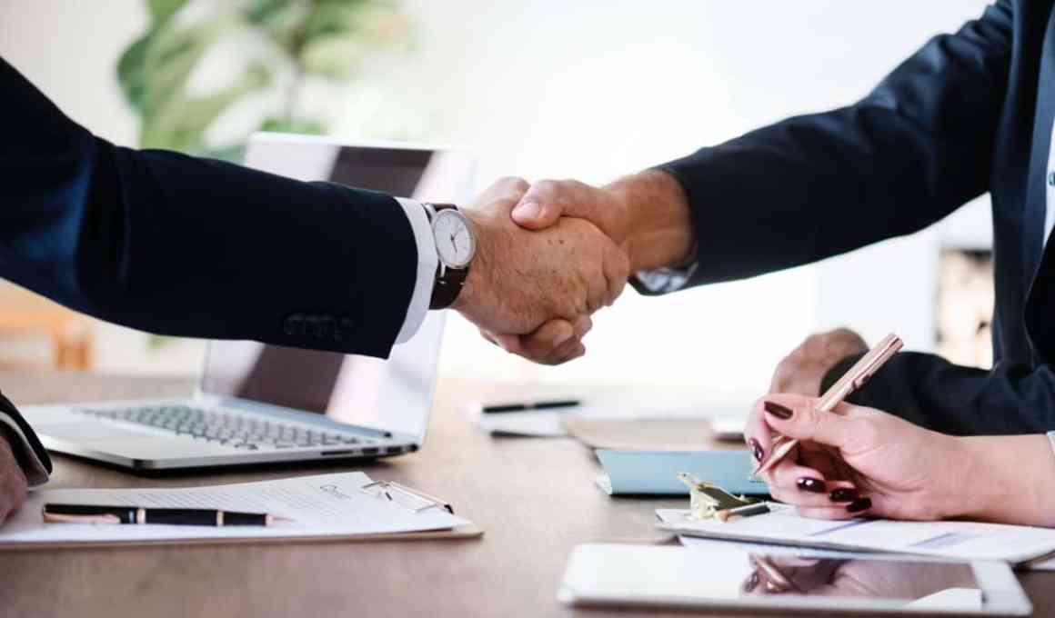 omnibnk acquires capital logistic to expand to colombia